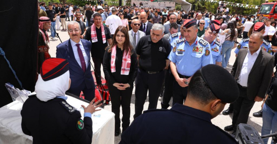 جامعة الأميرة سمية للتكنولوجيا تحتفل بعيد الاستقلال 77