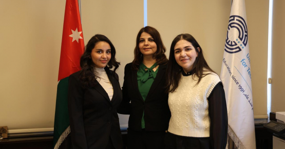 الطالبتان لليان الجمال ولارا بوياجيان من "الأميرة سمية للتكنولوجيا" تحقّقان المركز الأول عالميًا في مسابقة أمازون للتعاون الجامعي 2025(AWS)     